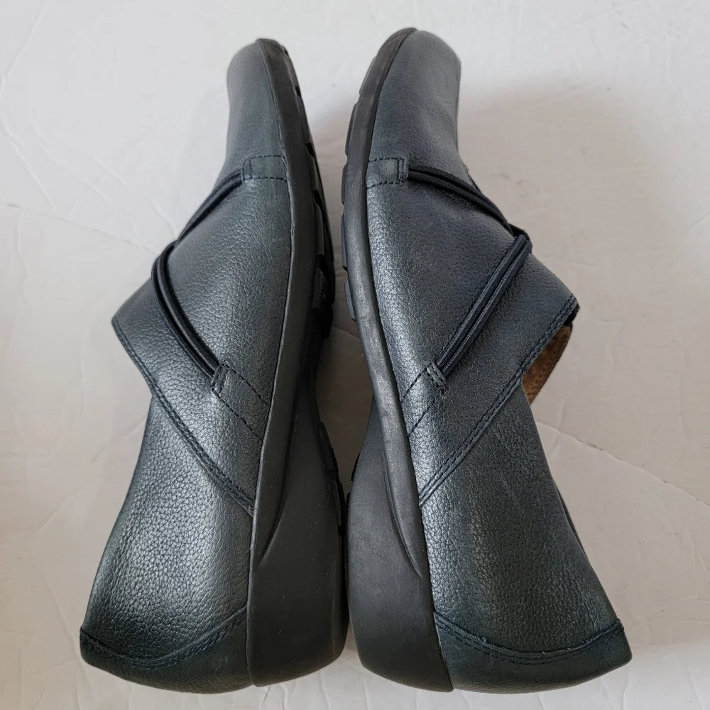Naturalizer Black Leather Comfort Shoes Womens Sz 8.5M Slip-On Travel Everyday
